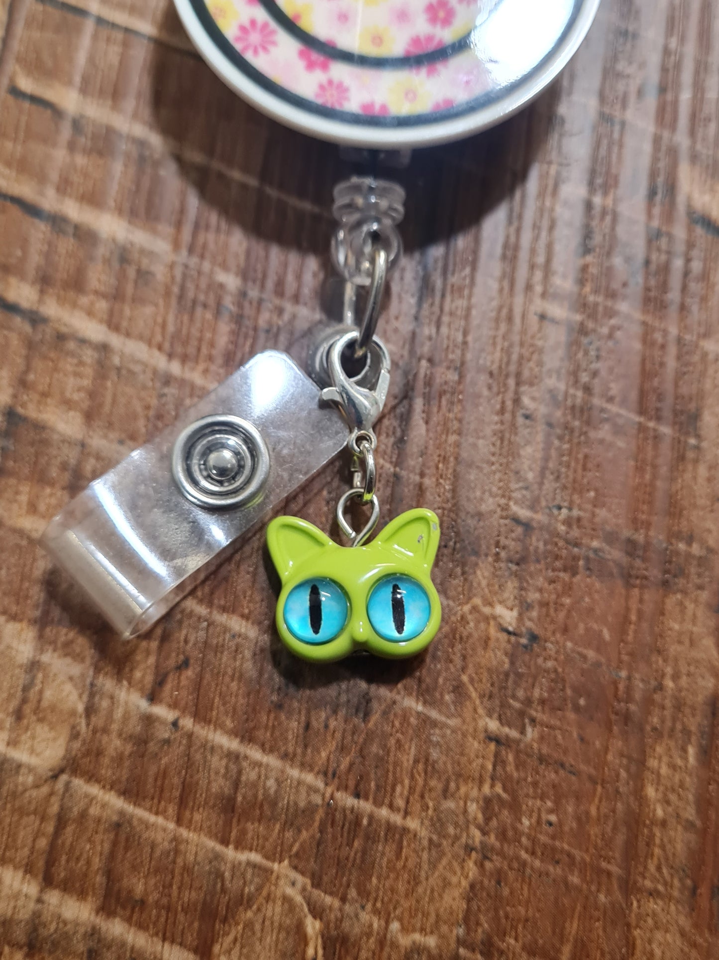 Cat Eyes~ ID Badge Reel Charm ~ Custom Made Charms ~ Badge Buddy ~ Badge Accessories ~ Big Eye Cat ID Badge Reel Charm - Cute Kitten Lanyard Flair for Nurses, Teachers, and Vet Techs ~ Cat Eyes