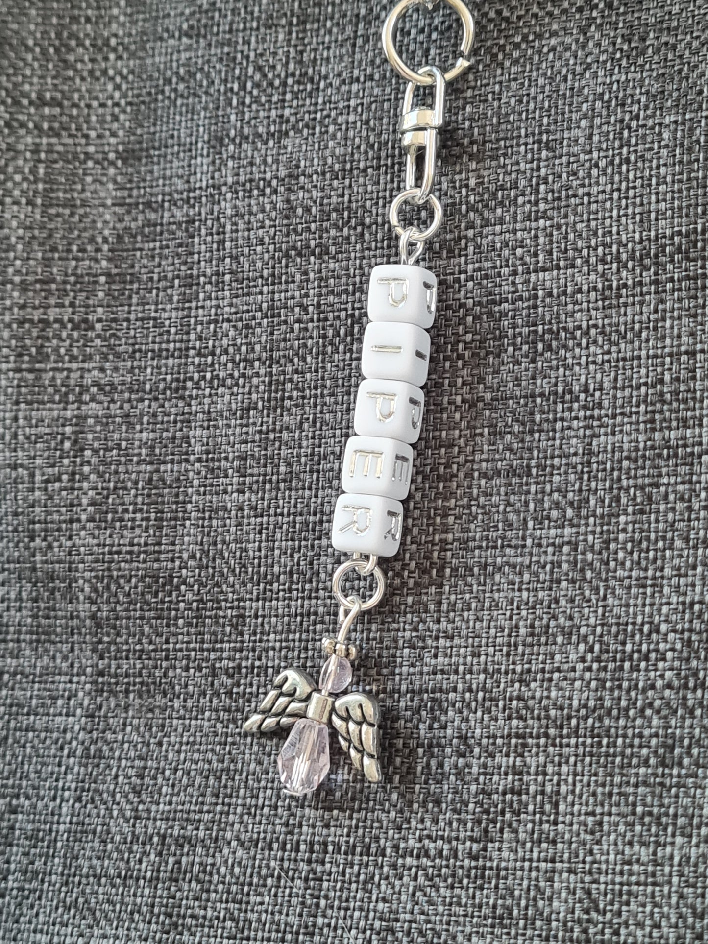 Aesthetic Custom Name Bag Charm - Personalized Keychain for School Backpacks and Handbags - Trendy Bag Accessory