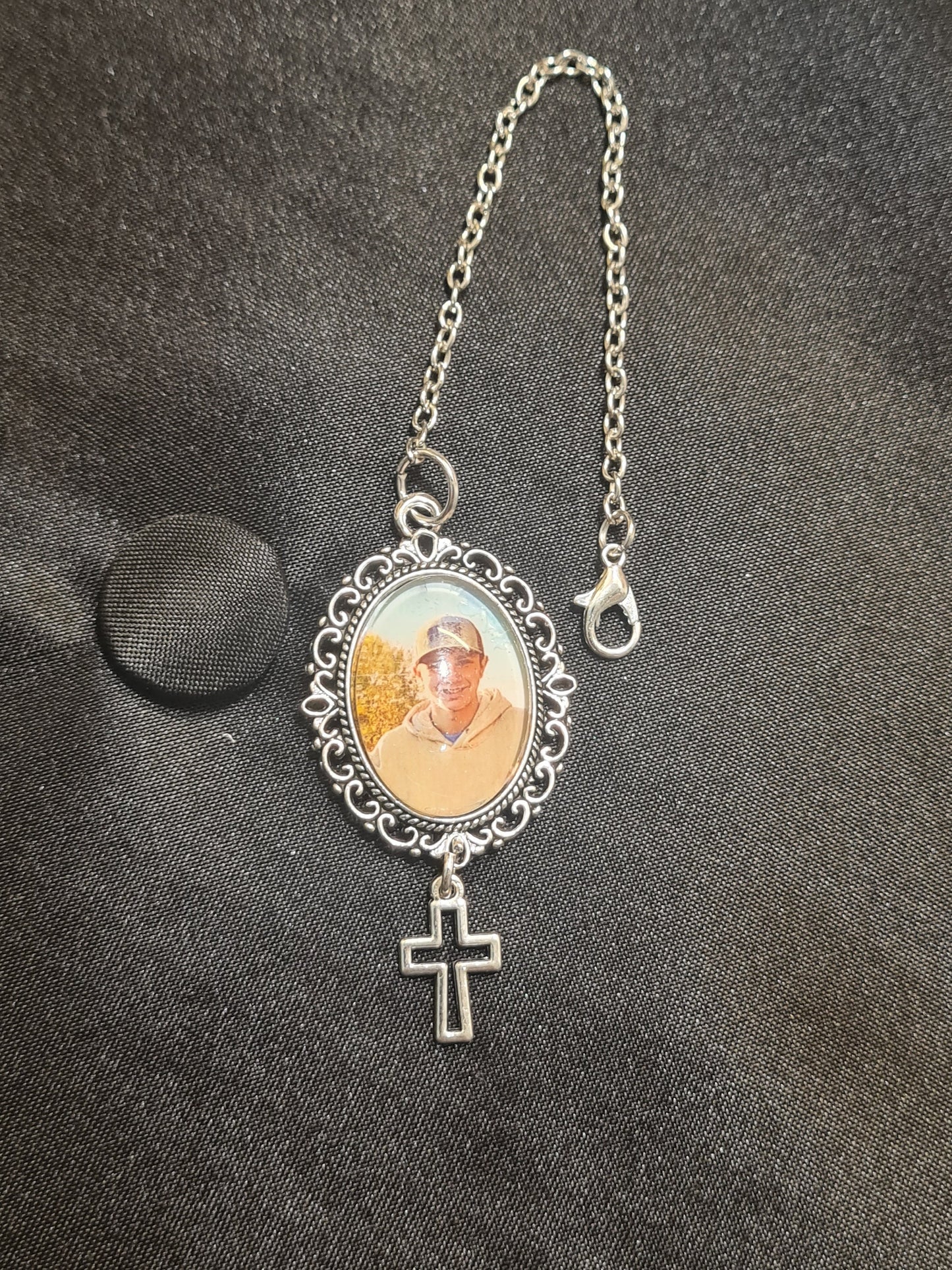 Graduation Cap Charm ~ Memorial Graduation Charm ~ Class of 2024 ~ Graduation Cap ~ Graduate Charm ~ In Loving Memory Charm ~ Class of 2025