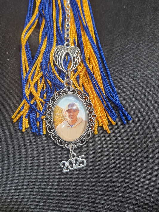 Custom Graduation Tassel Memorial Photo Charm ~ Unique Graduation Gift ~ Class of 2025 ~ Photo Tassel Charm  ~ Graduation Tassel Charm