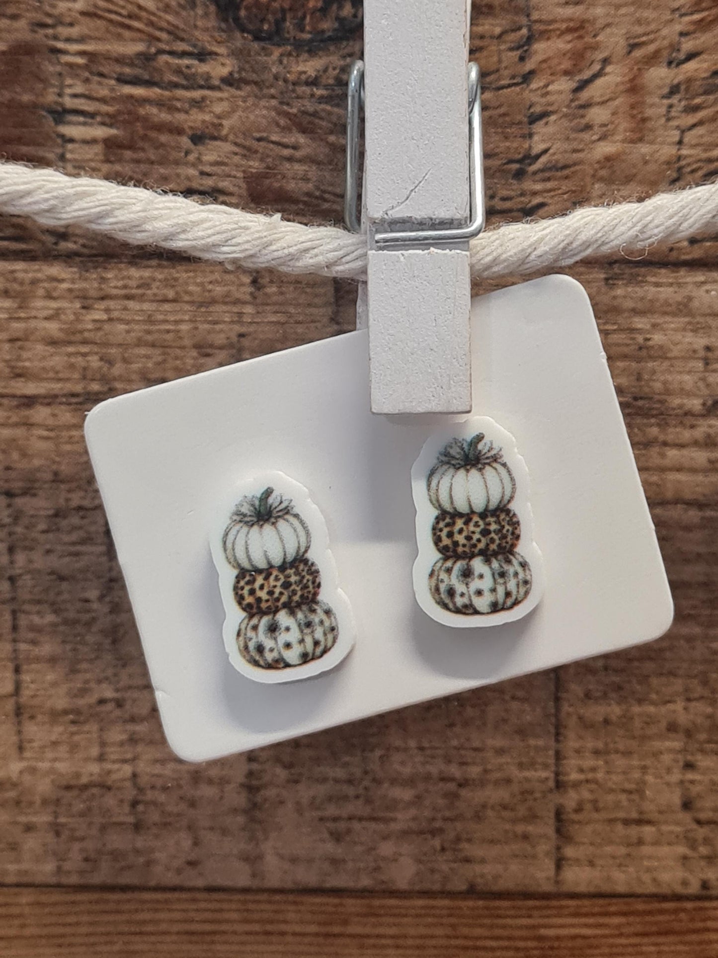 Pumpkin Earrings ~ Fall Pumpkins Earrings ~ Fall Earrings ~ Post Earrings ~ Post Earrings ~ Stacked Pumpkins ~ Happy Fall Y'all