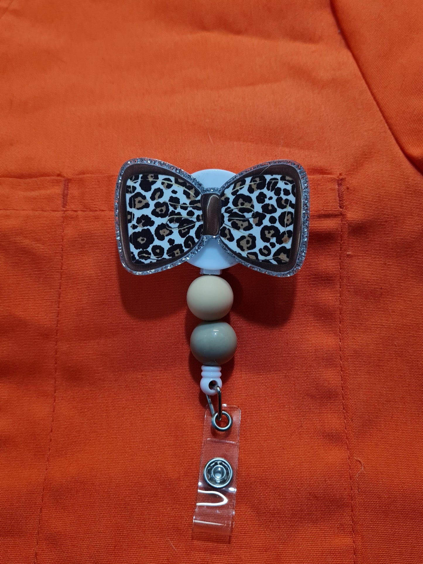 Bow Badge Reel ~ ID Badge Reel ~ Animal Print Bow Badge Reel ~ Animal Print Badge Reel ~ Medical Badge Reel~ RN Badge Reel ~ Leopard Print