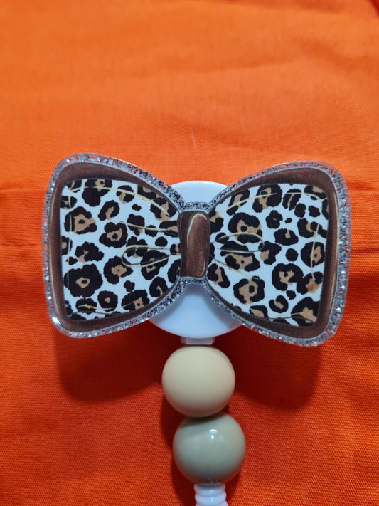Bow Badge Reel ~ ID Badge Reel ~ Animal Print Bow Badge Reel ~ Animal Print Badge Reel ~ Medical Badge Reel~ RN Badge Reel ~ Leopard Print